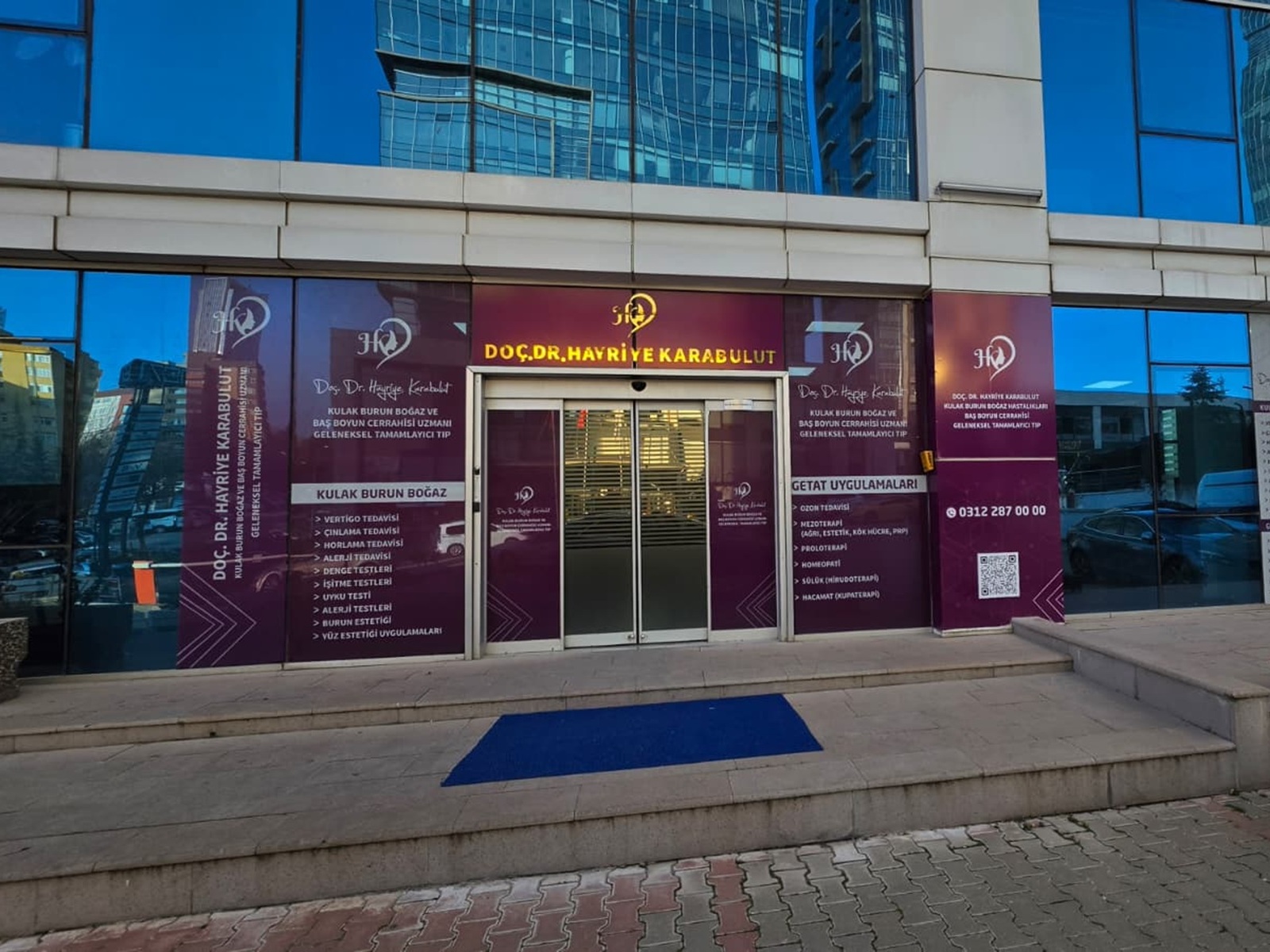 Kliniğin dış cephe görünümü